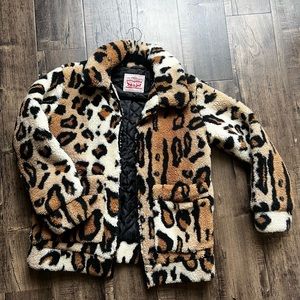 Levi’s women’s coat. New without tags. Size small